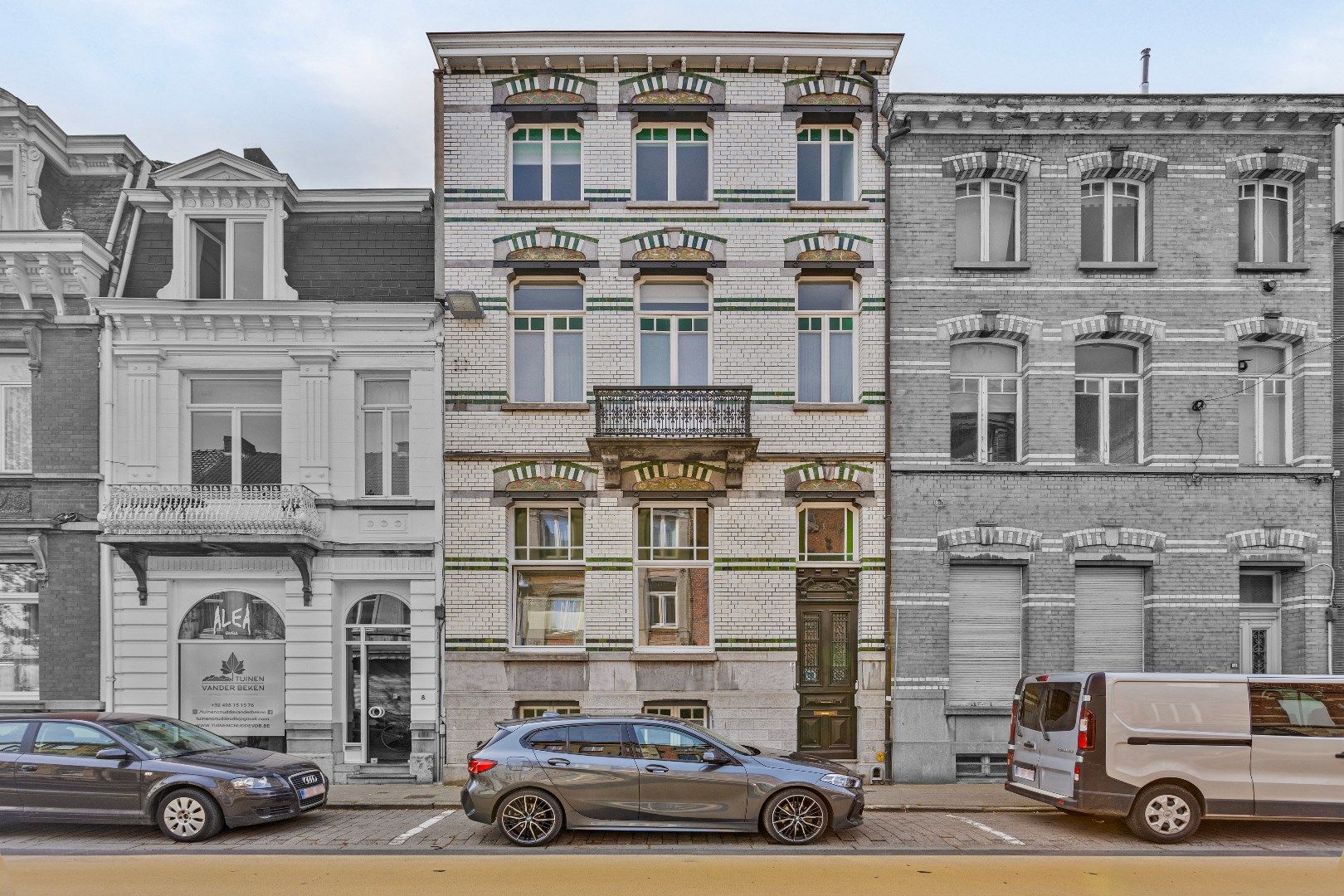 Gerenoveerd herenhuis met 5 slpk in het hart van Oudenaarde foto 1