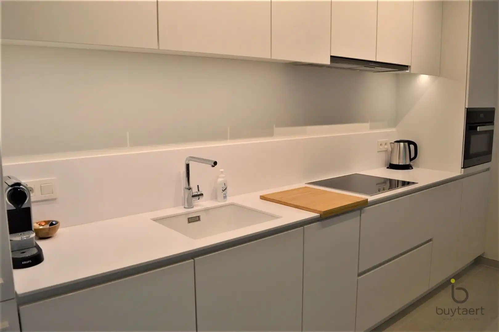 Nieuw gemuebelde assistentiewoning met veel comfort op het Nieuwe Zuid! foto 5
