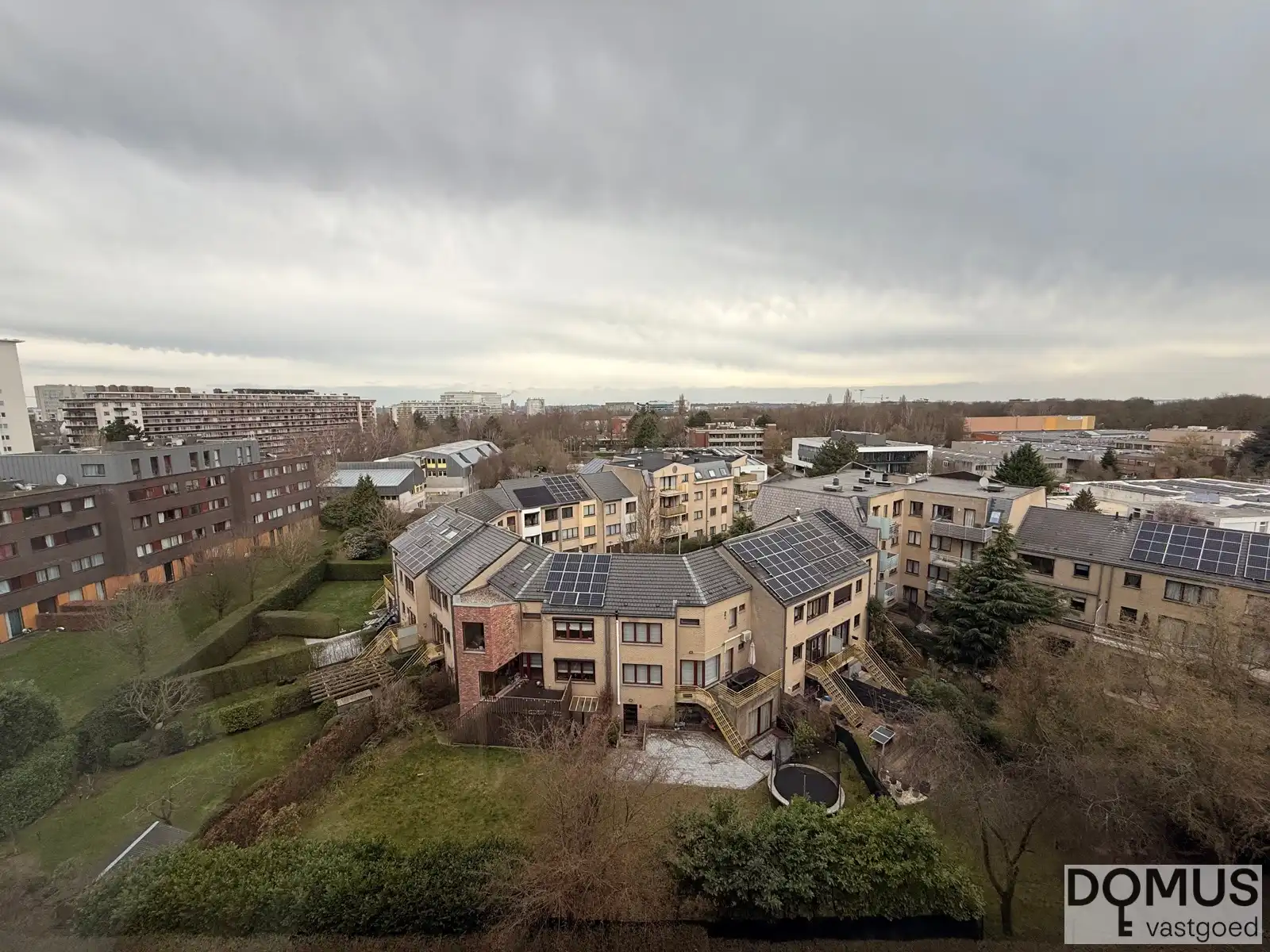 Aangenaam en ruim 2 slaapkamer-appartement te Evere foto 15