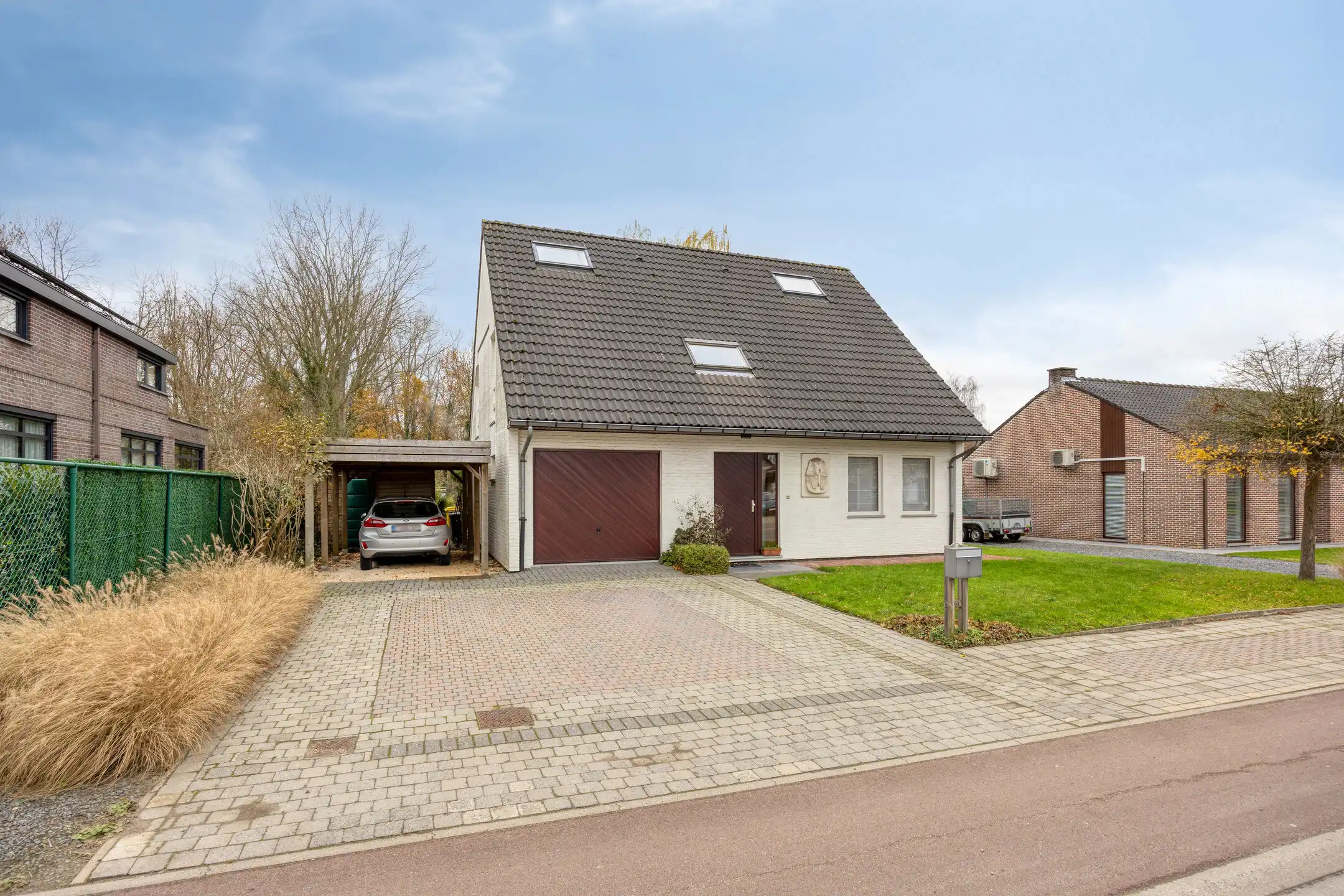 Energiezuinige woning met 5 slaapkamers & tuin op toplocatie foto {{pictureIndex}}