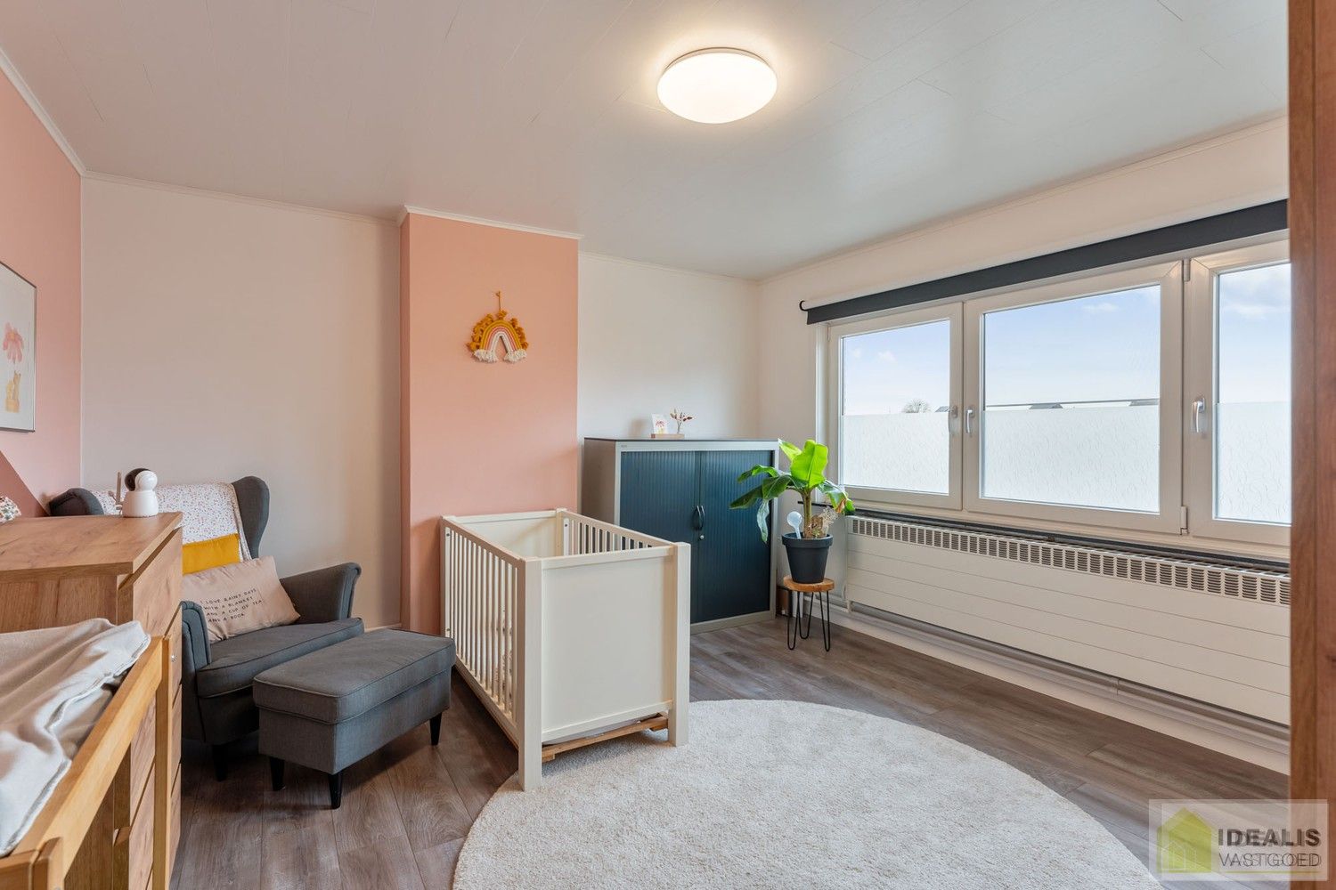 IDEALIS VASTGOED – Instapklare eengezinswoning met een lichtrijke leefruimte, 3 ruime slaapkamers (mogelijks 4), 2 badkamers op een fijn zuid-oost georiënteerd perceel! Deze woning bevindt zich op een perceel van 5a 19ca in een rustige en gezinsvriendelijke woonstraat! foto 31