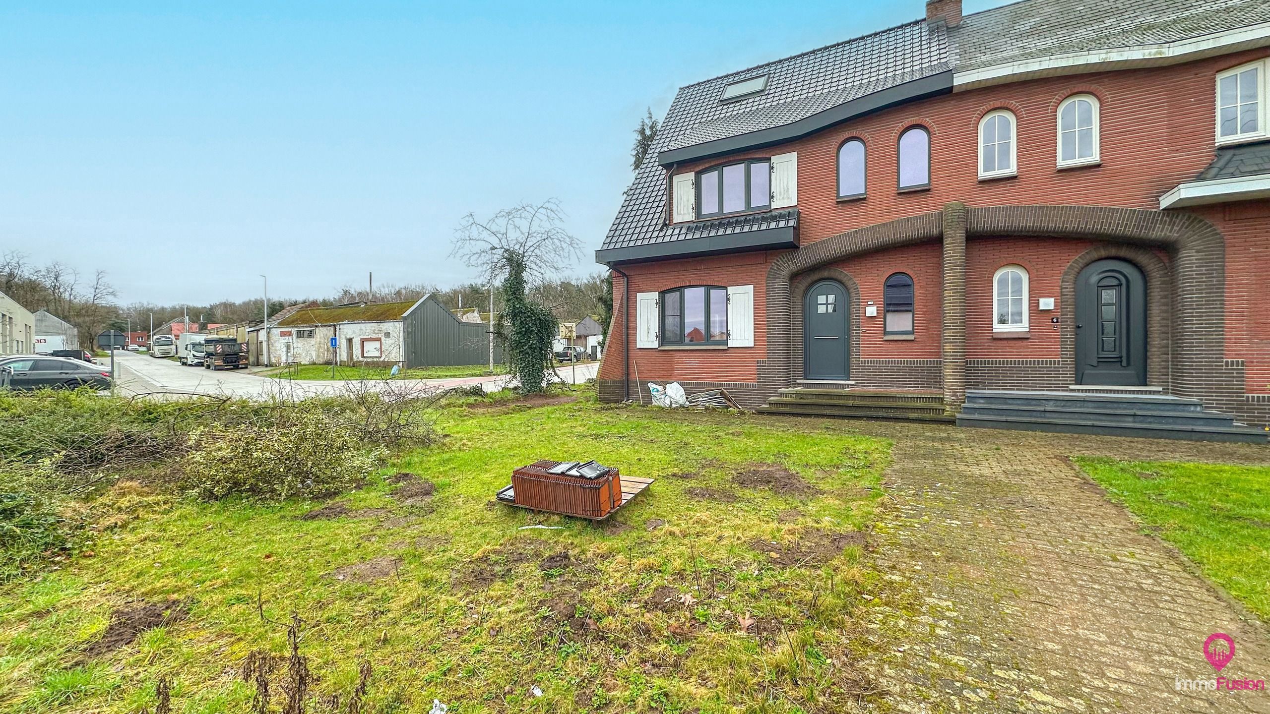 Centraal gelegen gerenoveerde woning met 3 slpks in Ham! foto 29