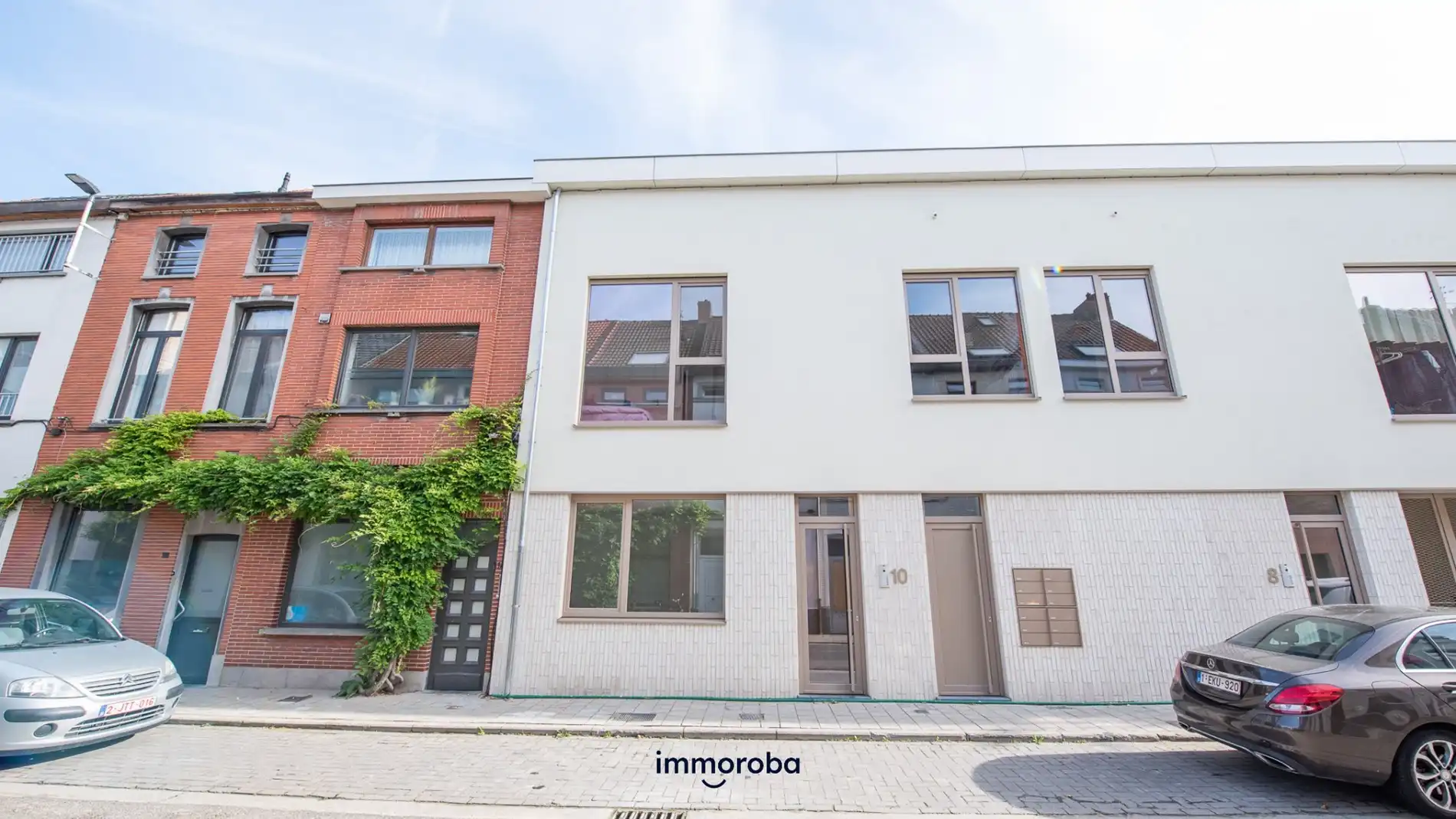 Instapklaar éénslaapkamerappartement met stadstuin foto {{pictureIndex}}