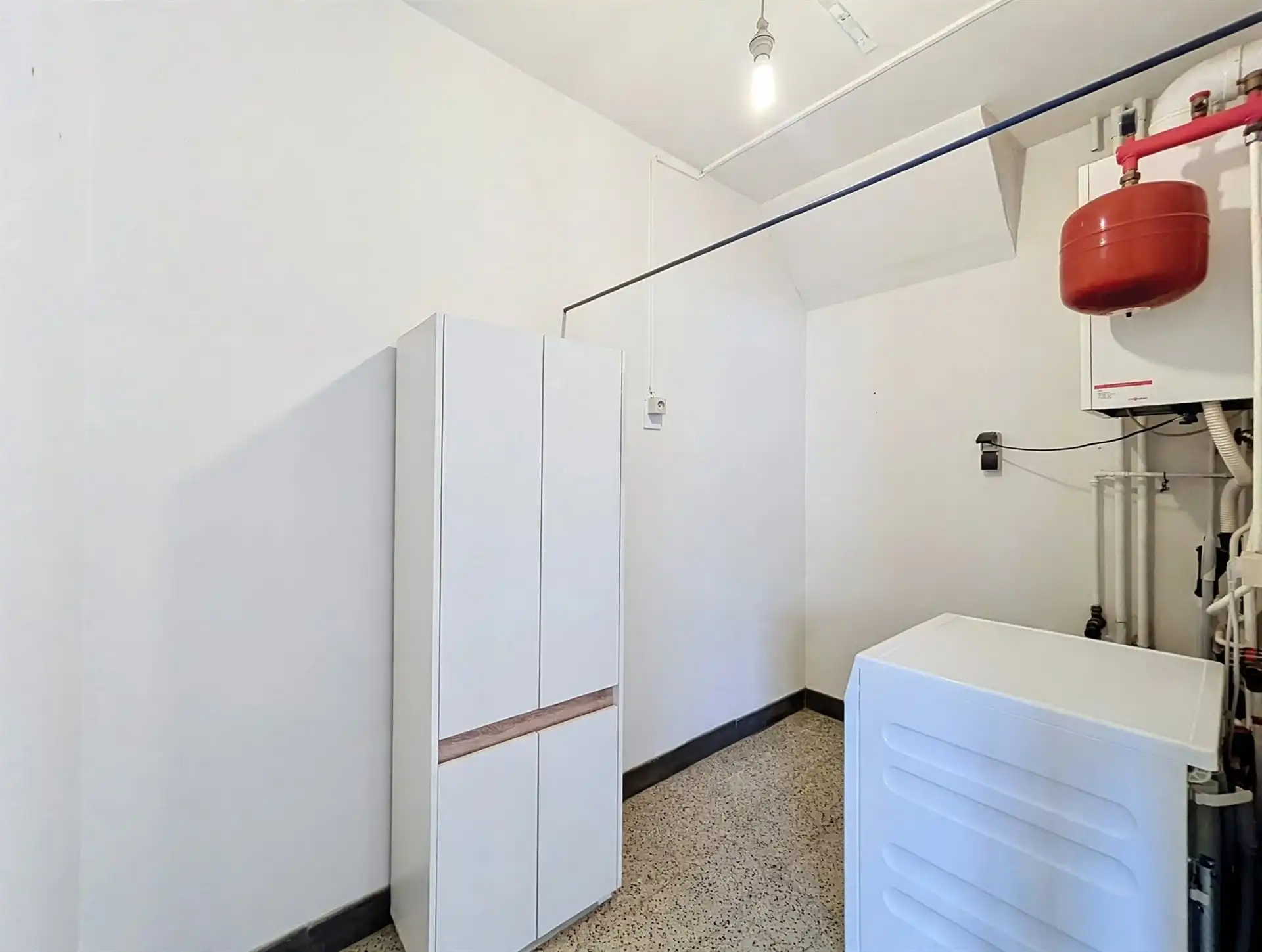 instapklare gezinswoning met 3 slaapkamers en garage foto 12