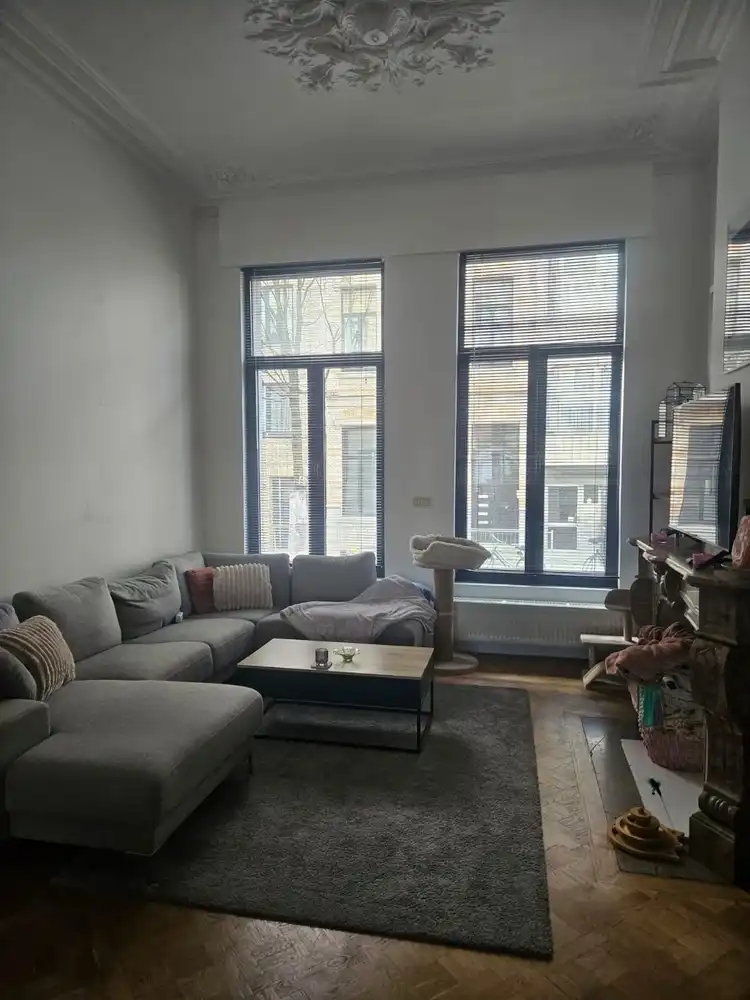 Twee slaapkamer appartement met buitenkoer - 120 m² foto 3