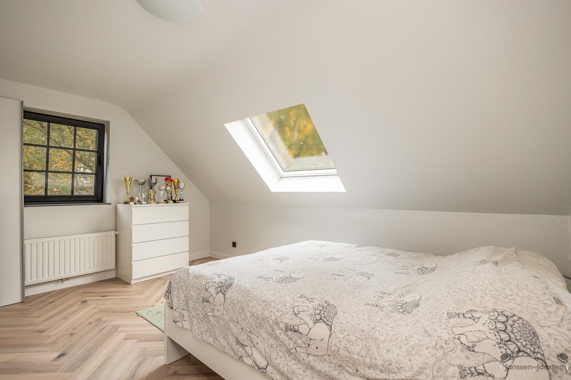 Moderne en energiezuinige gezinswoning op ruim perceel te Brecht foto 16