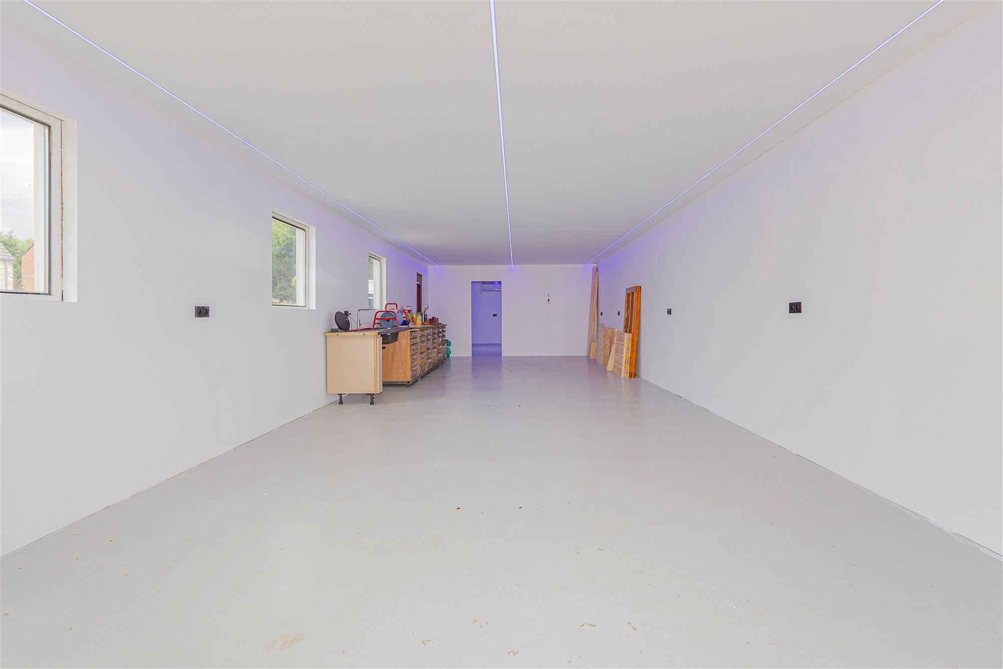 Prachtige villa in rustige wijk met vergund magazijn van 100 m² foto 17