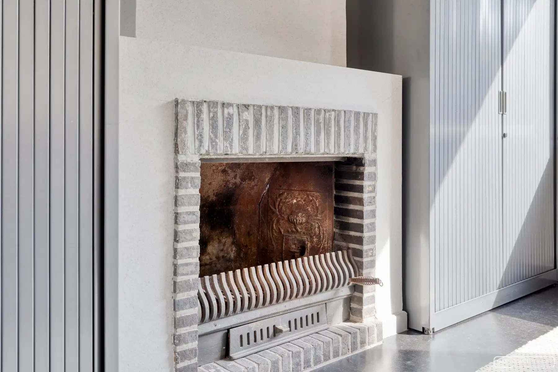 Unieke woning met atelier/ruime garage te koop in Waregem foto 5