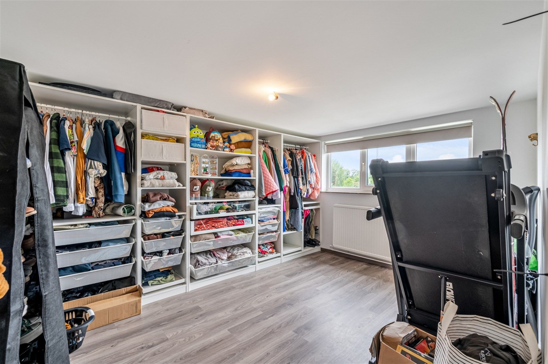 Gerenoveerde halfopen bebouwing op een perceel van 1678 m2 foto 12