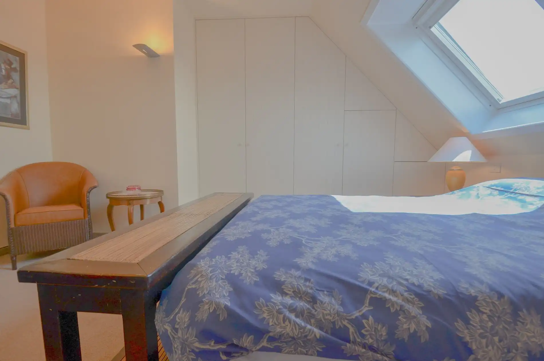 Stijlvol duplexappartement met zonnige terrassen en open zicht op de villa’s van het Zoute. foto 24