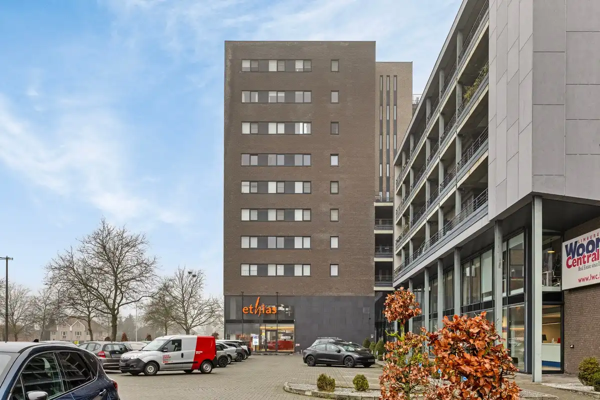 Riant appartement met panoramisch uitzicht, 2 slaapkamers en uitzonderlijk groot terras. foto 20