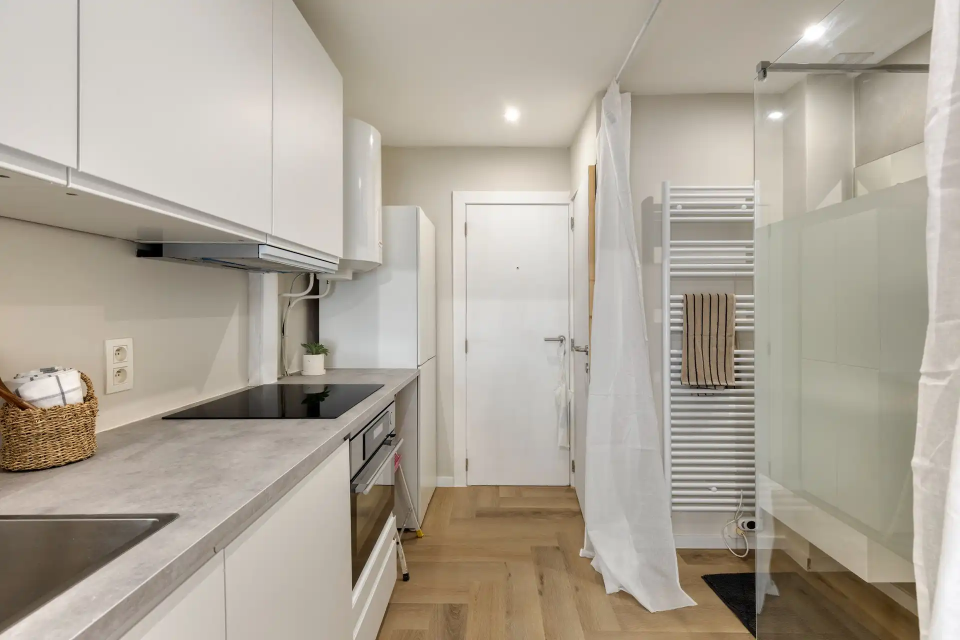 Charmante, gerenoveerde studio op topligging nabij zee. foto 6