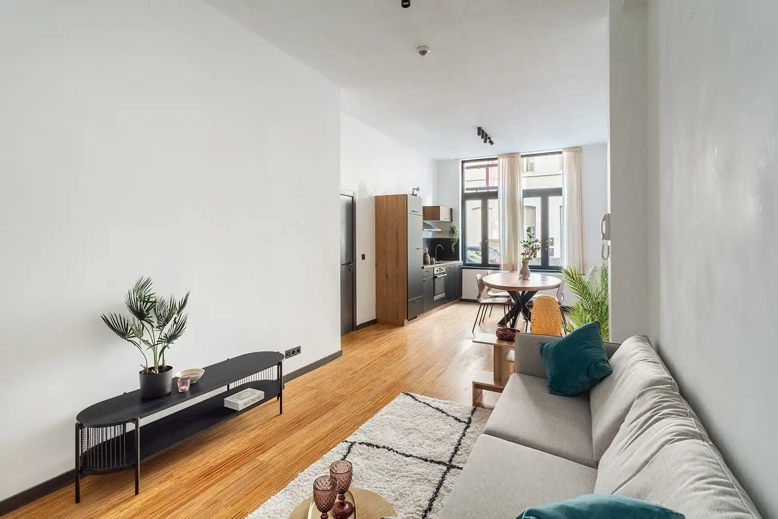 Ruime duplex om de hoek van Park Spoor Noord – Instapklaar én energiezuinig foto 2
