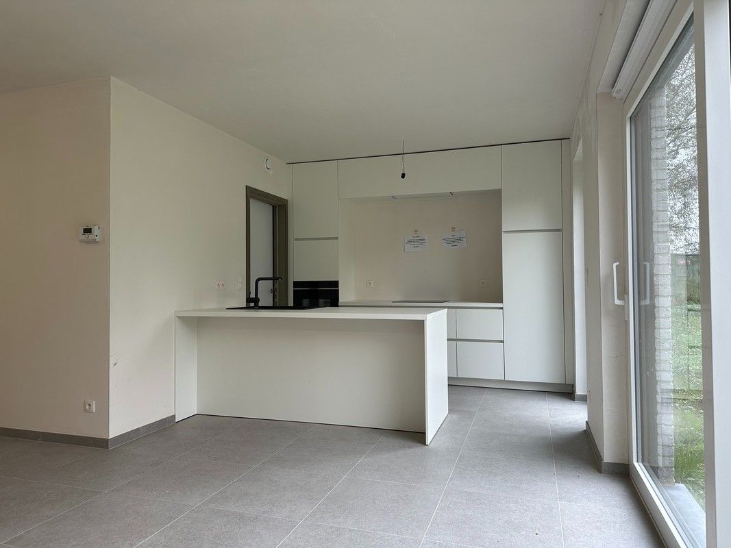 Hectaar bouwt 2 moderne nieuwbouwwoningen in Puurs-Sint-Amands foto 3