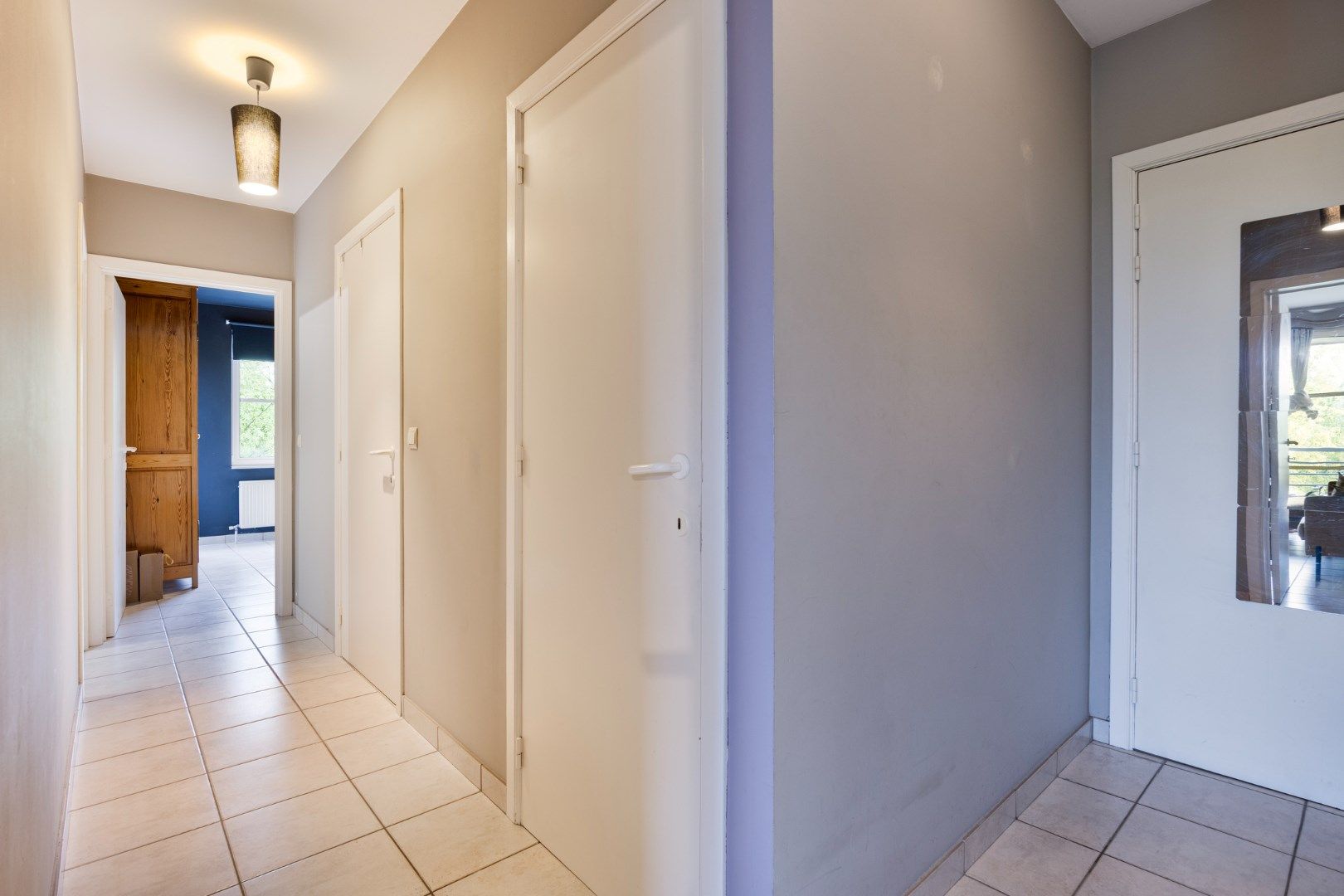 Goed gelegen 2-slaapkamerappartement  – EPC 136 kWh/m² - bewoonbare opp. 105 m² foto 4
