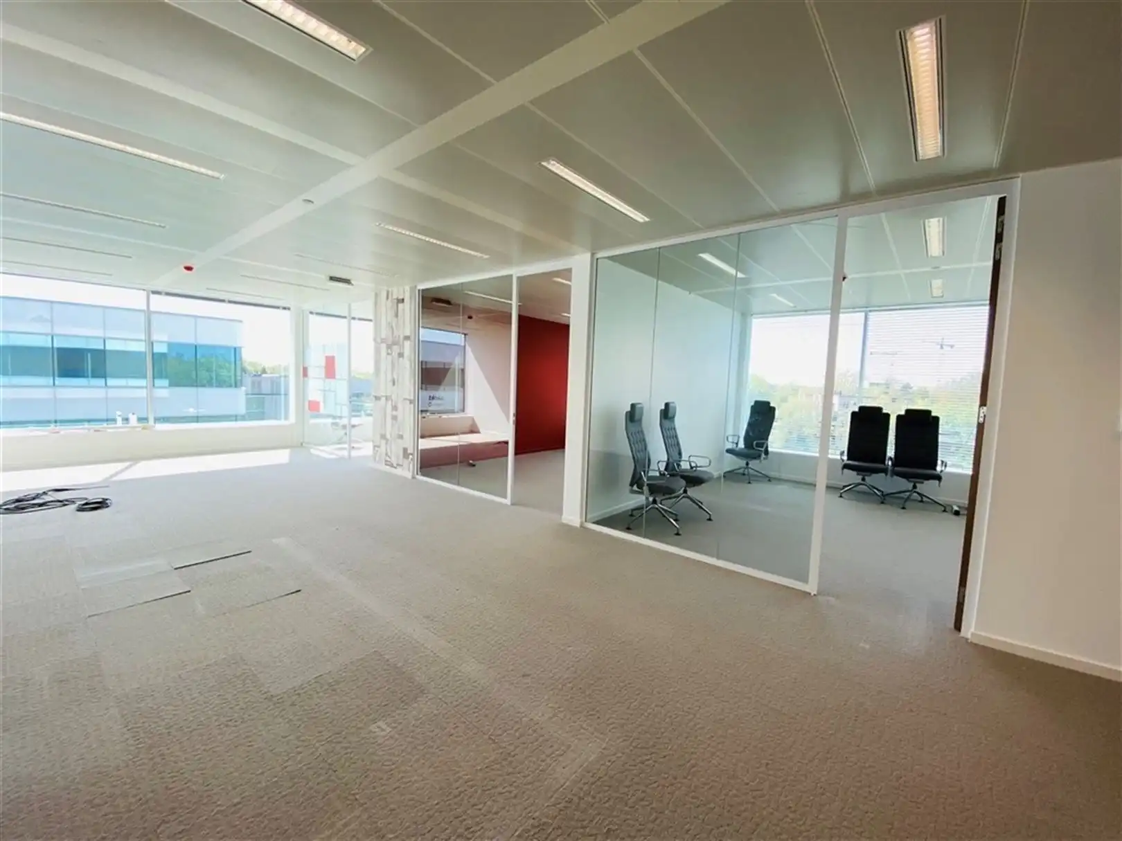 Stijlvolle gemeubelde kantoren - all-in dienstenpakket foto 8