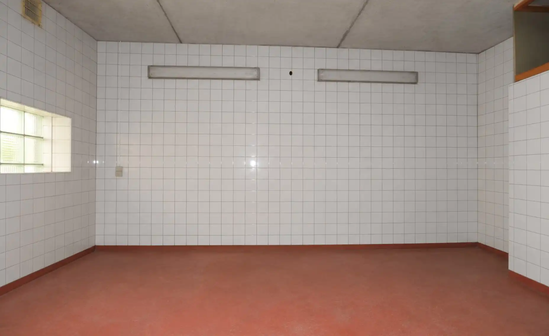 Ruime half open bebouwing  met ruime garage/ berging te Oudenburg  60m²) foto 17