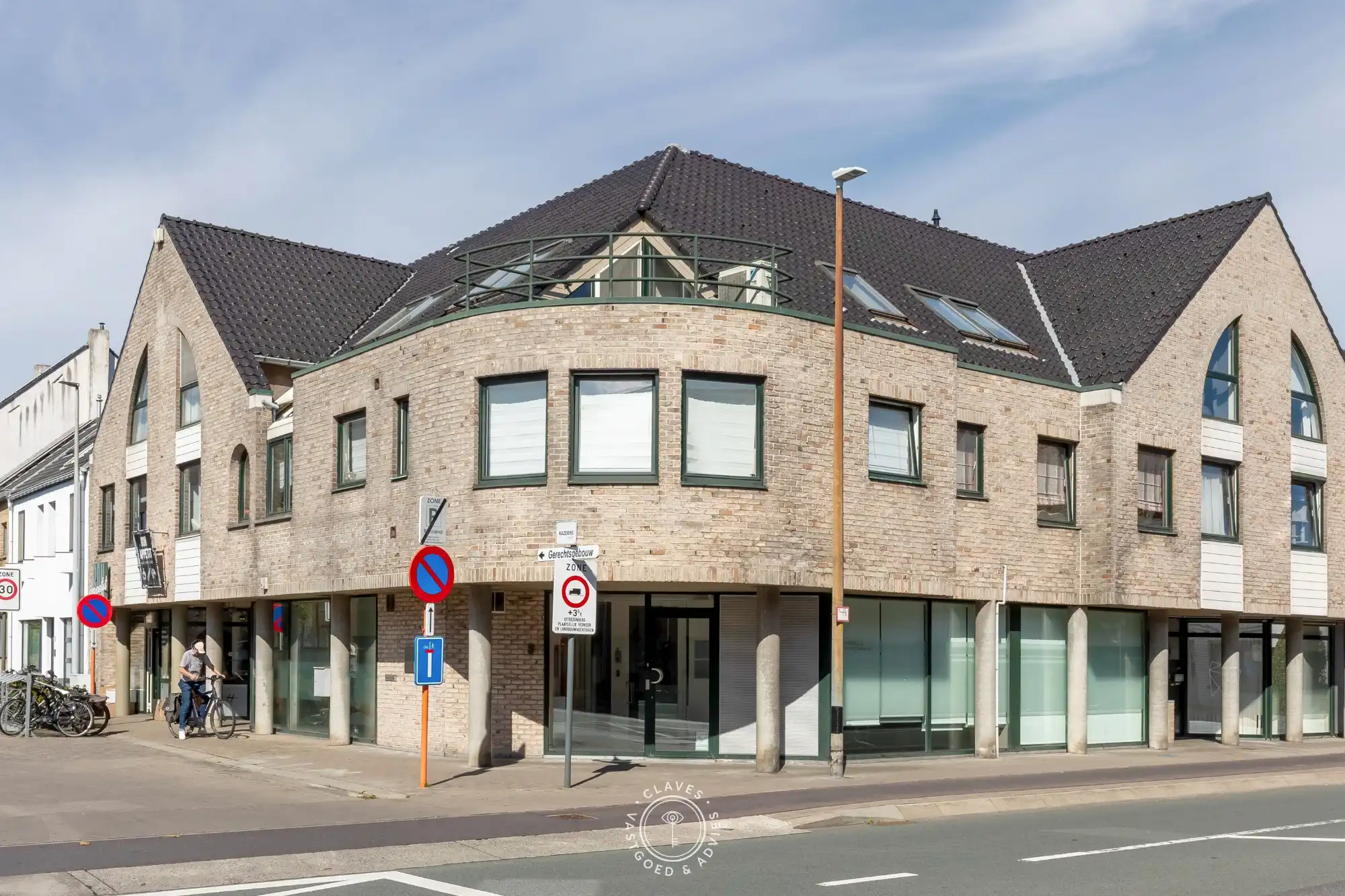 Gezellig 1-slaapkamerappartement met 2 terrassen en autostaanplaats foto 16