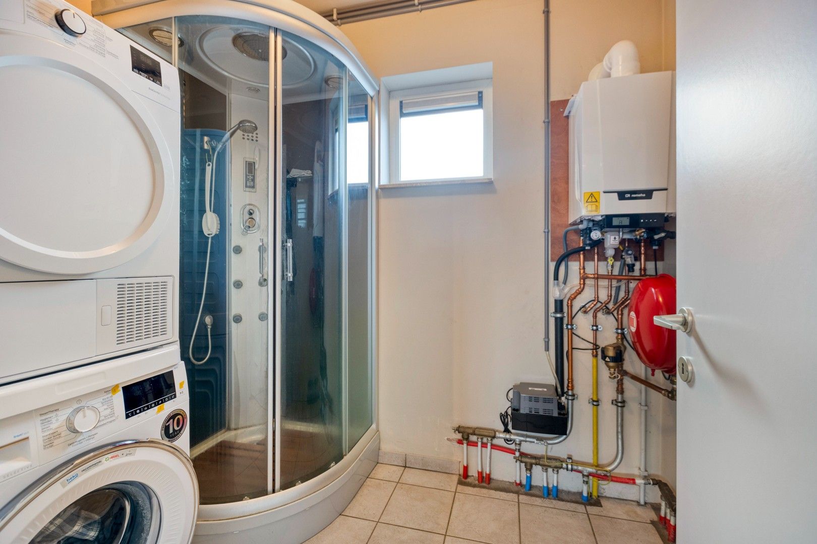 Pater Daemsstraat 1, Diest foto 17