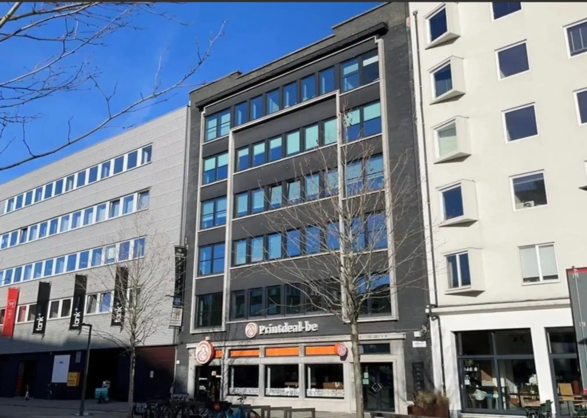 Prachtige kantoren te huur nabij het Antwerpse Eilandje van 675m². foto 9