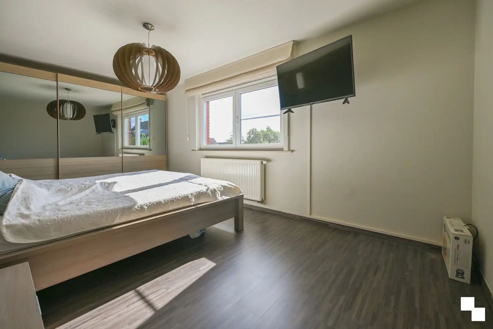 Ruime energiezuinige woning te Wevelgem foto 12