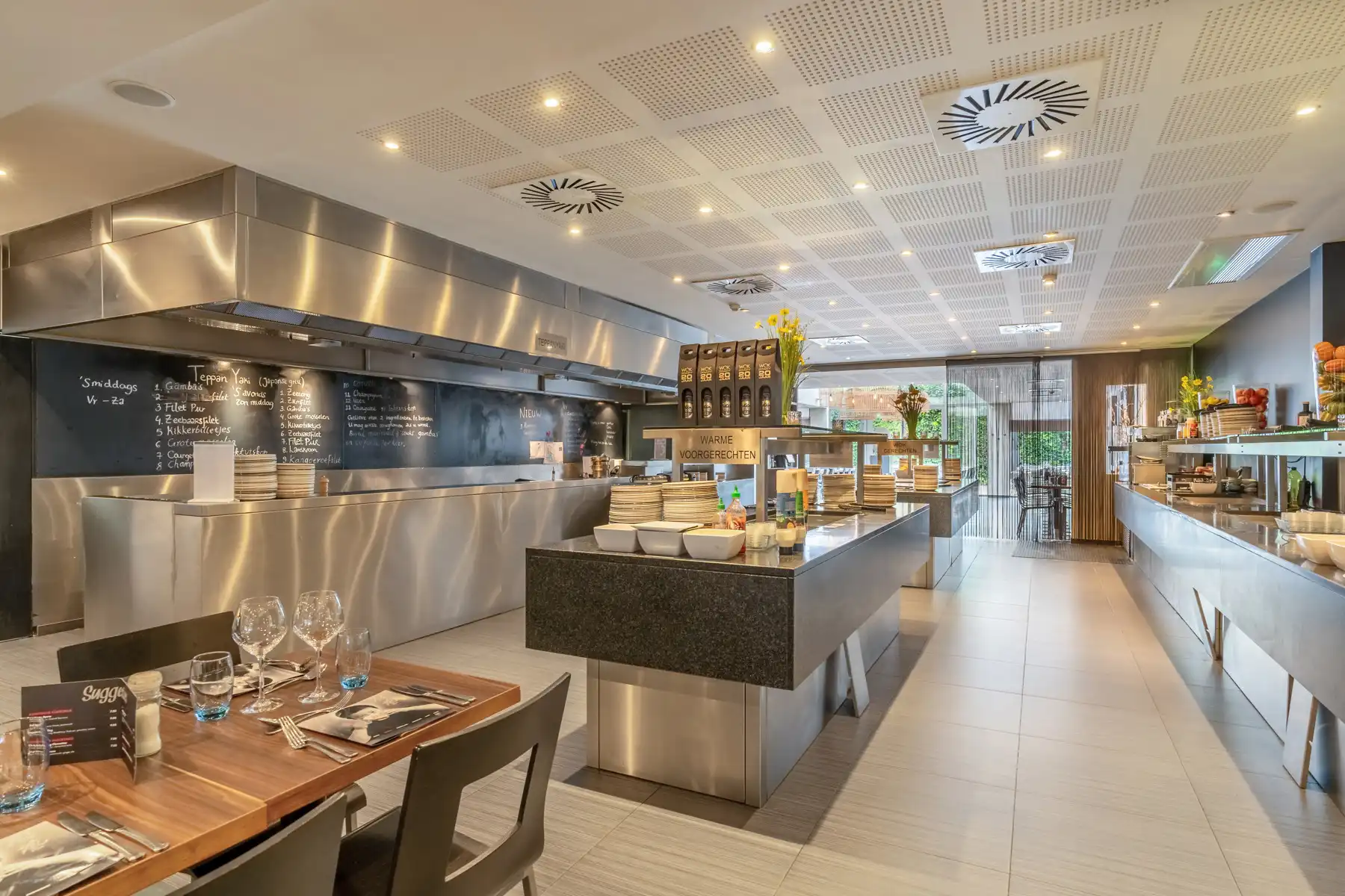 Prachtig commercieel pand met stadstuin in het hart van Aartselaar foto 26