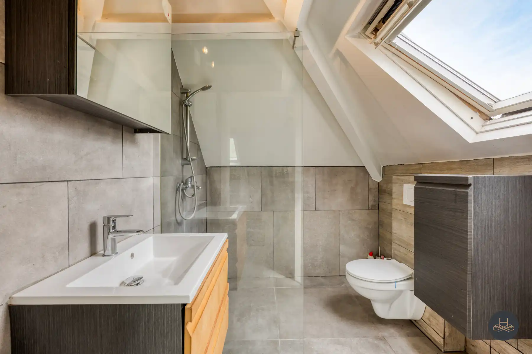 Hoogwaardig afgewerkte, ruime gezinswoning op toplocatie foto 22