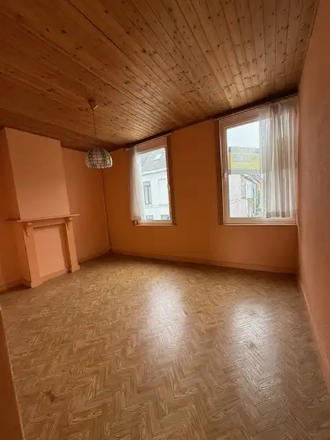 Instapklare woning met 2 (mogelijk 3) slaapkamers en sauna in rustige straat te Gent foto 8