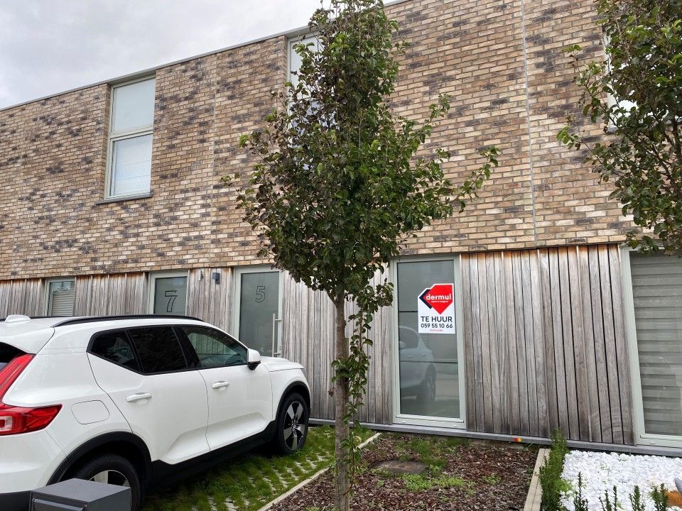 HUIS foto {{pictureIndex}}