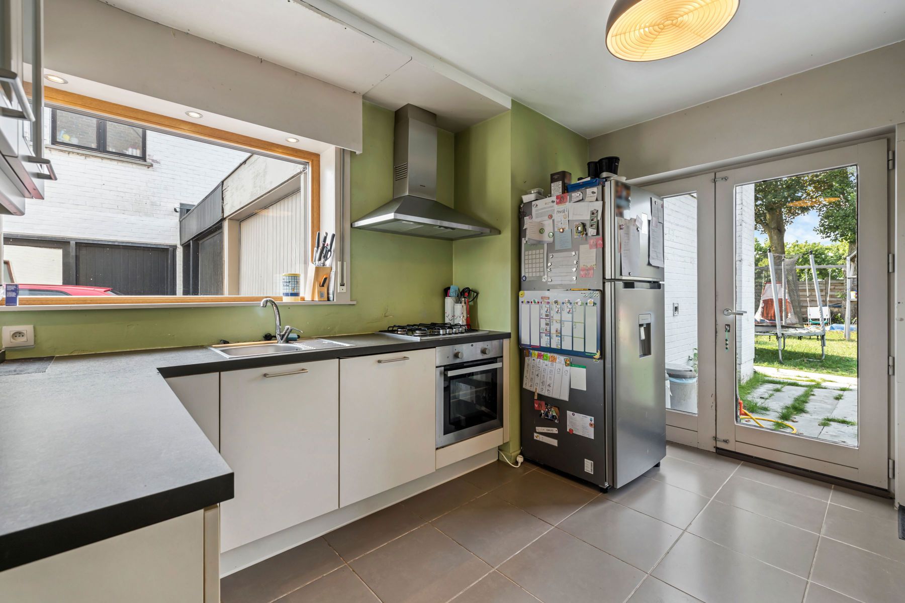 Halfopen bebouwing in residentiële wijk met 4 slaapkamers foto 7