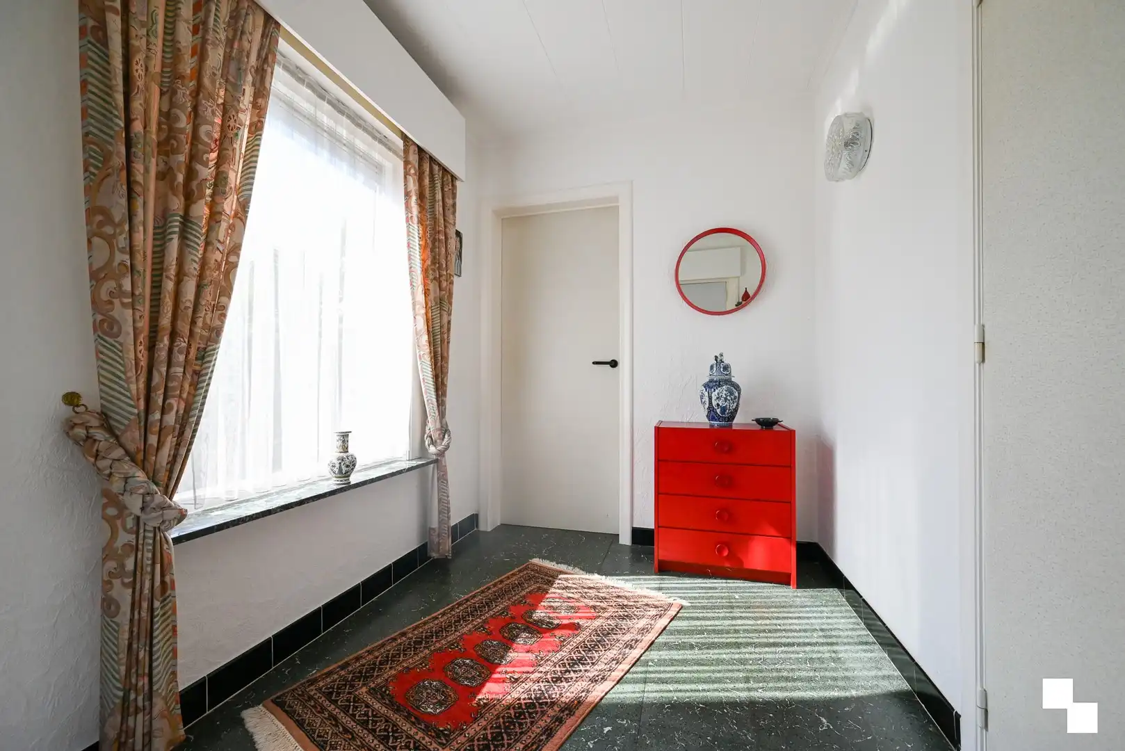 Gezinswoning in Sint-Rafaëlswijk te Izegem met vier slaapkamers foto 4