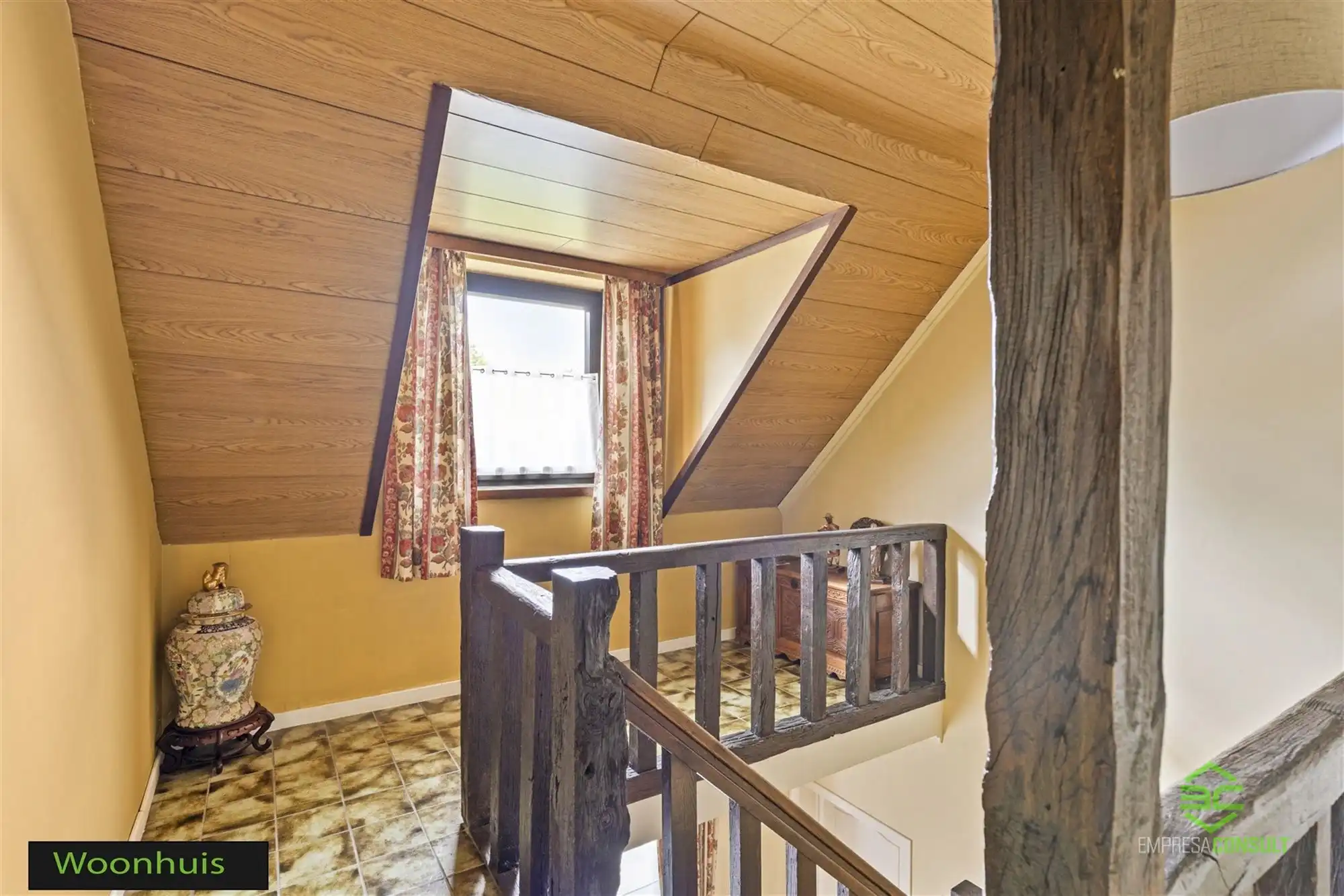 Ruime woning met 8 slpk + 1 magazijn op 21a 24ca! foto 25