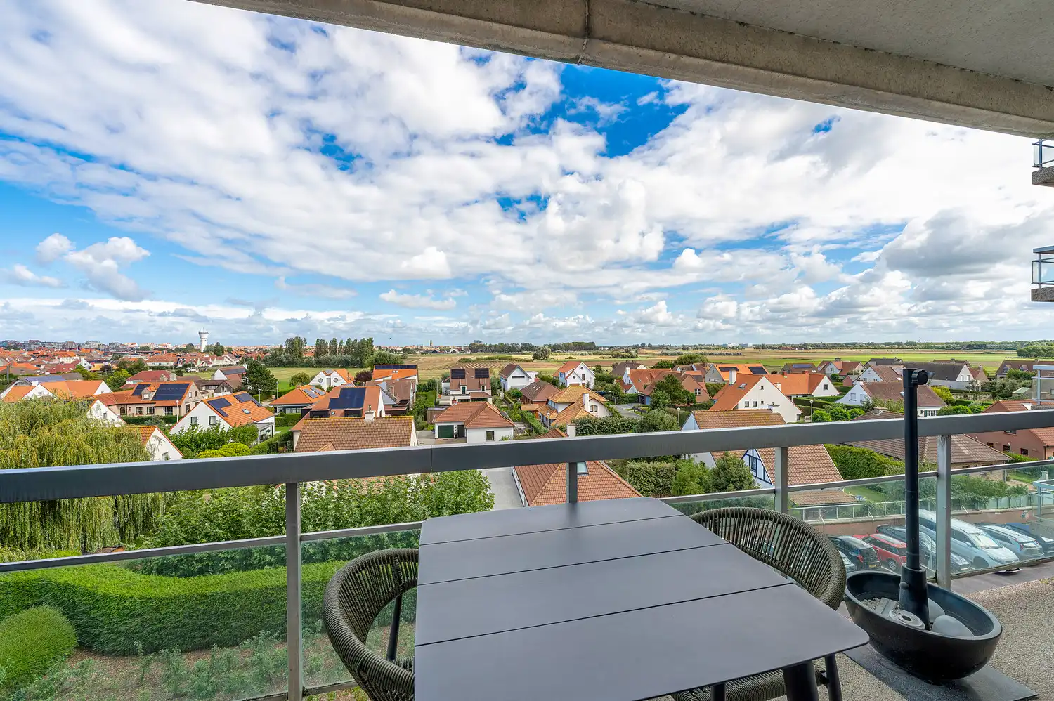 2 slaapkamerappartement met open zichten en groot terras foto 7