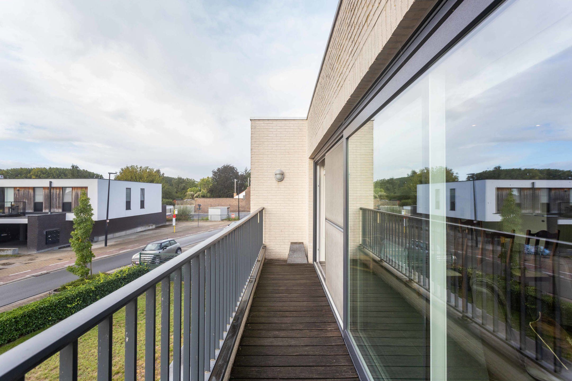 Lichtrijk appartement met terras en garagebox te Kluisbergen foto 14