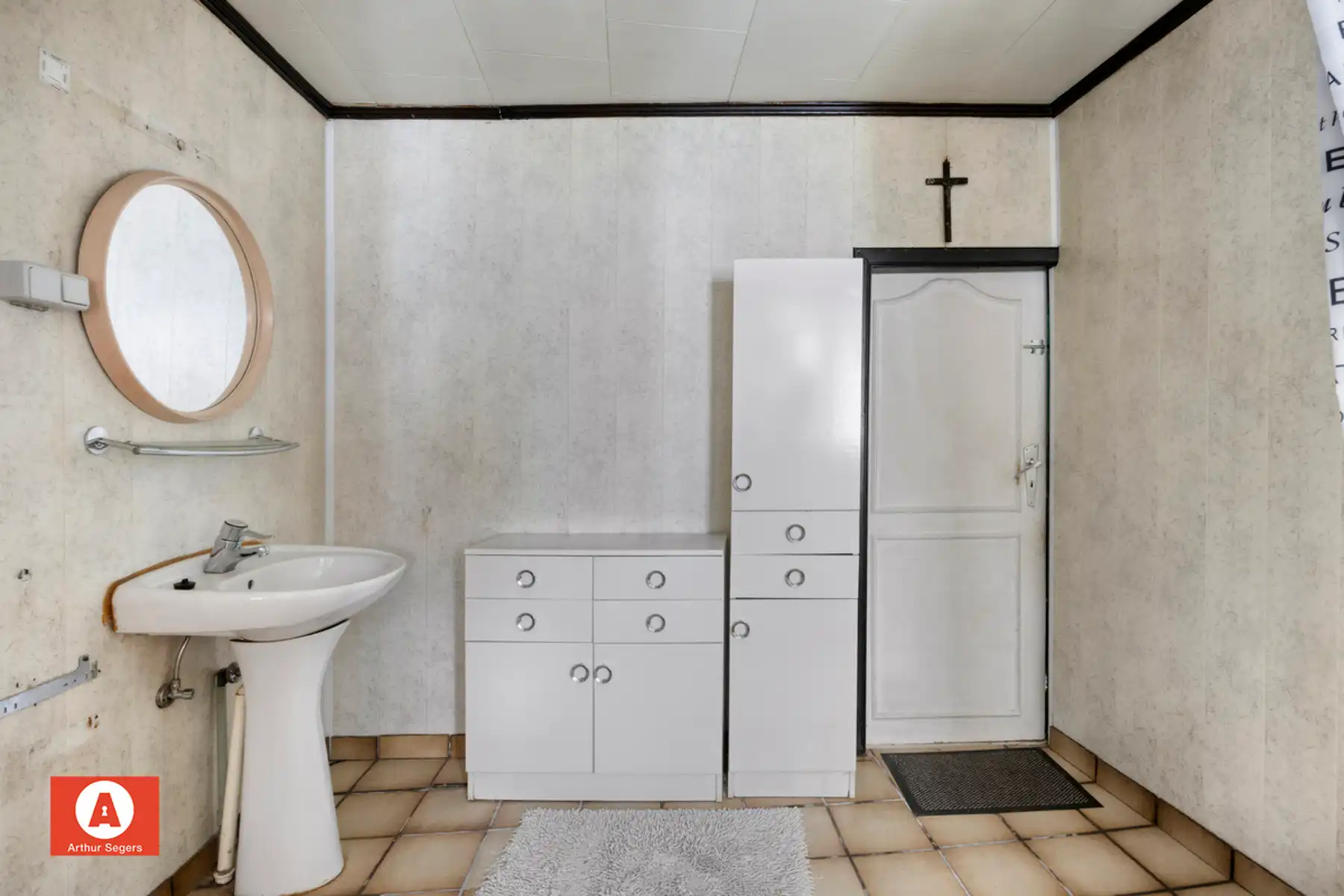 Rustig gelegen renovatieproject nabij het centrum van Opstal foto 12