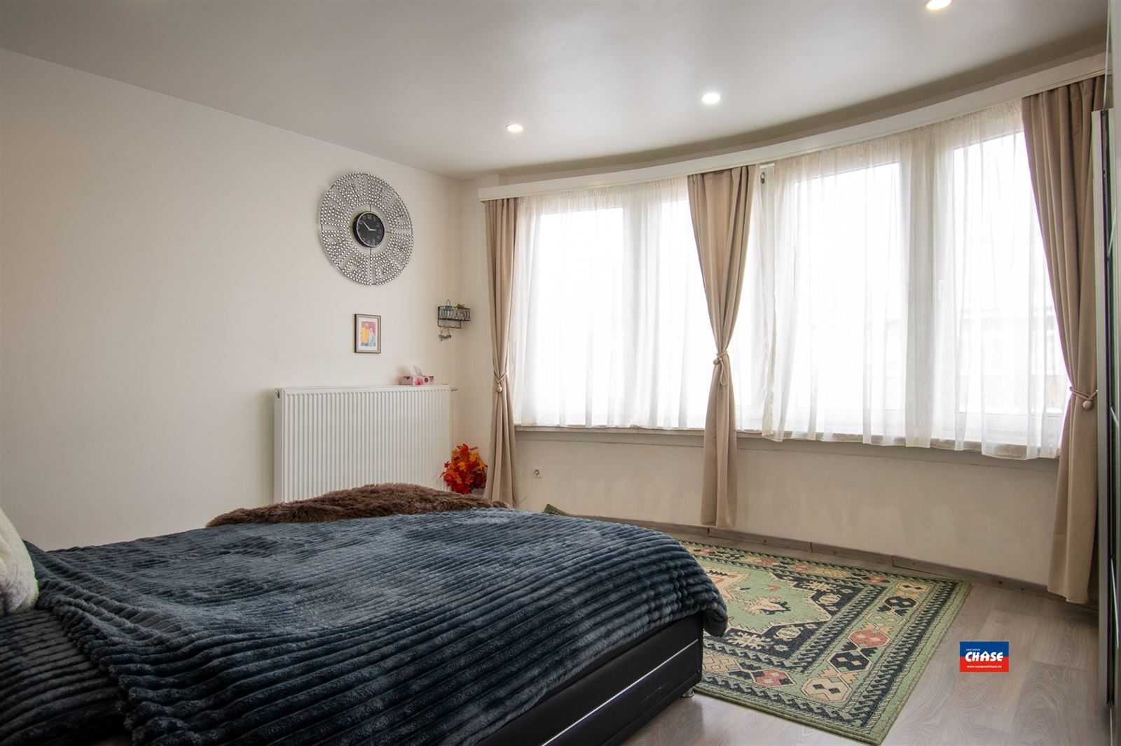 Knap gerenoveerde gezinswoning met 3 slaapkamers en tuin foto 16