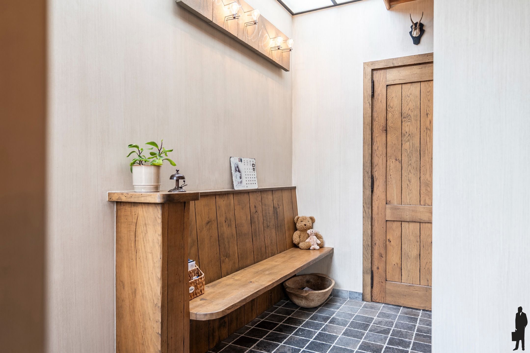 Villa met 4 tot 5 slaapkamers, weiland en paardenstallen (2) foto 15