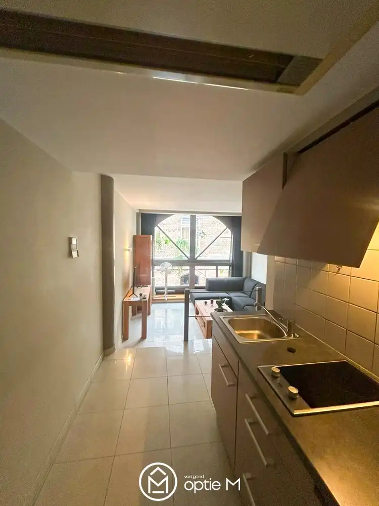Bemeubelde duplex studio te huur in Hasselt – centrumligging met zicht op de Walputstraat foto 4