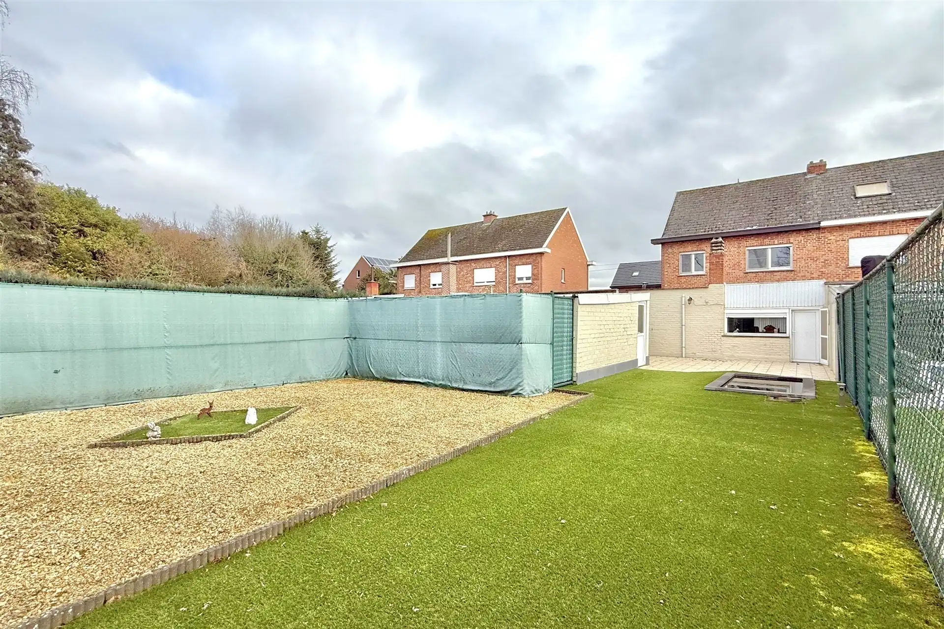 Goed onderhouden HOB met tuin foto 13