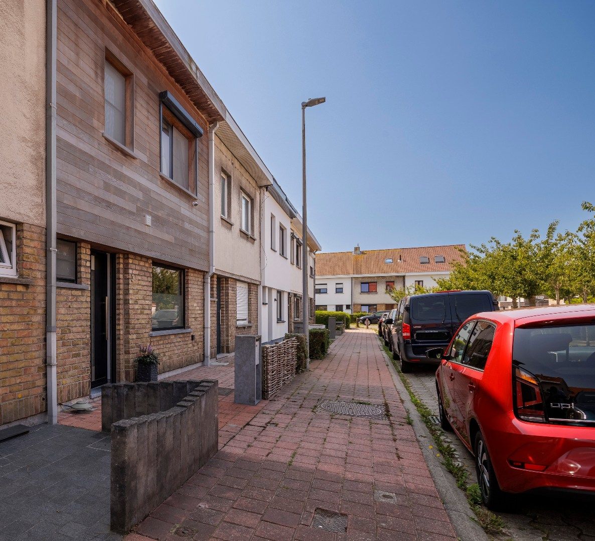 Top gerenoveerde woning met uitzonderlijke lichtinval in het hartje van Heist foto 17