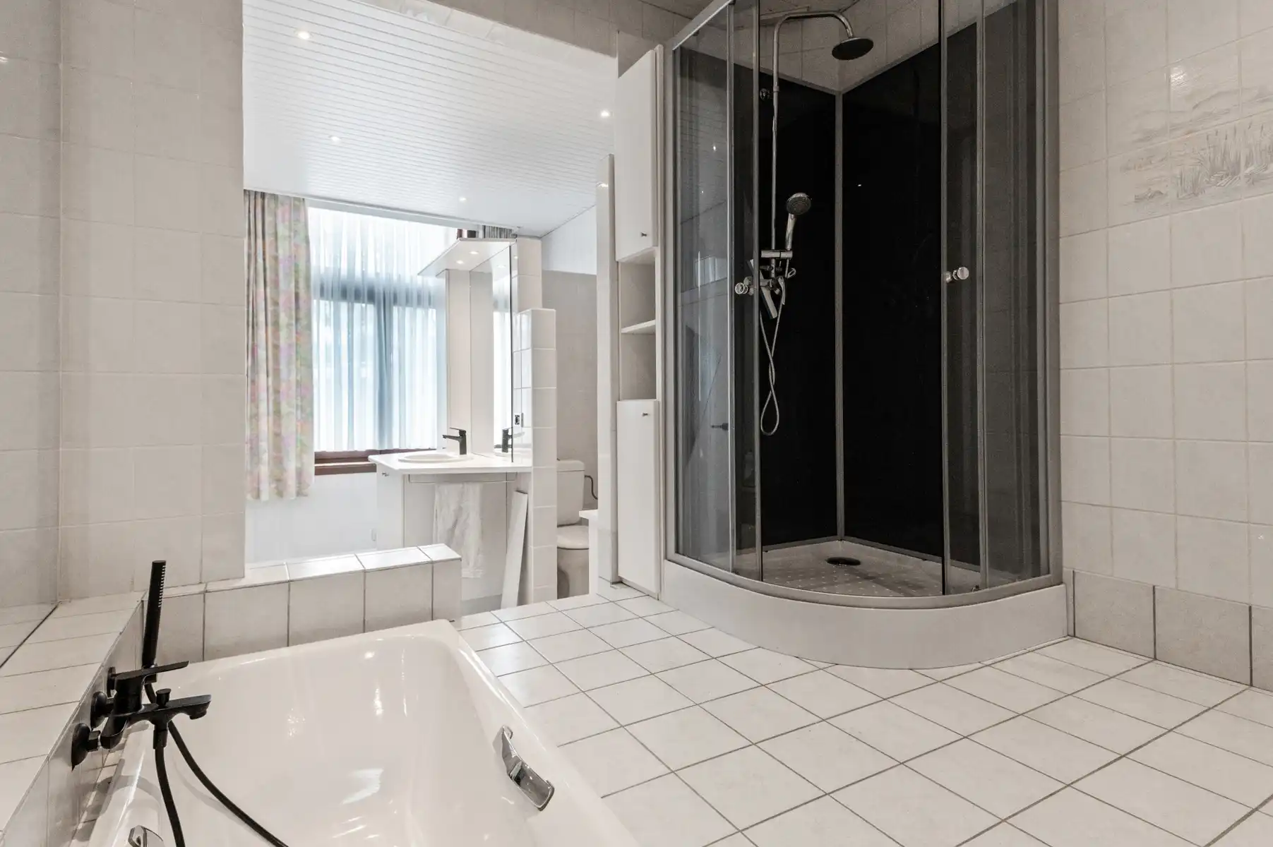 Charmante woning met 3 slaapkamers en zonnige tuin foto 13