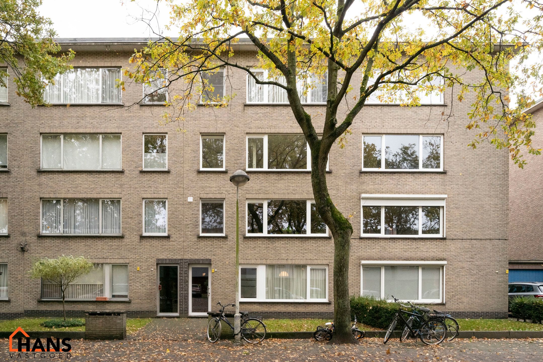 2 slaapkamerappartement met inpandige staanplaats foto {{pictureIndex}}