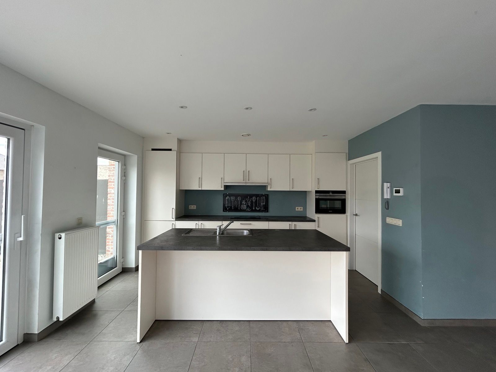 VASTGOED RIJKEN: Prachtige halfvrijstaande nieuwbouwwoning met 3 slaapkamers en mooie tuin! foto 9