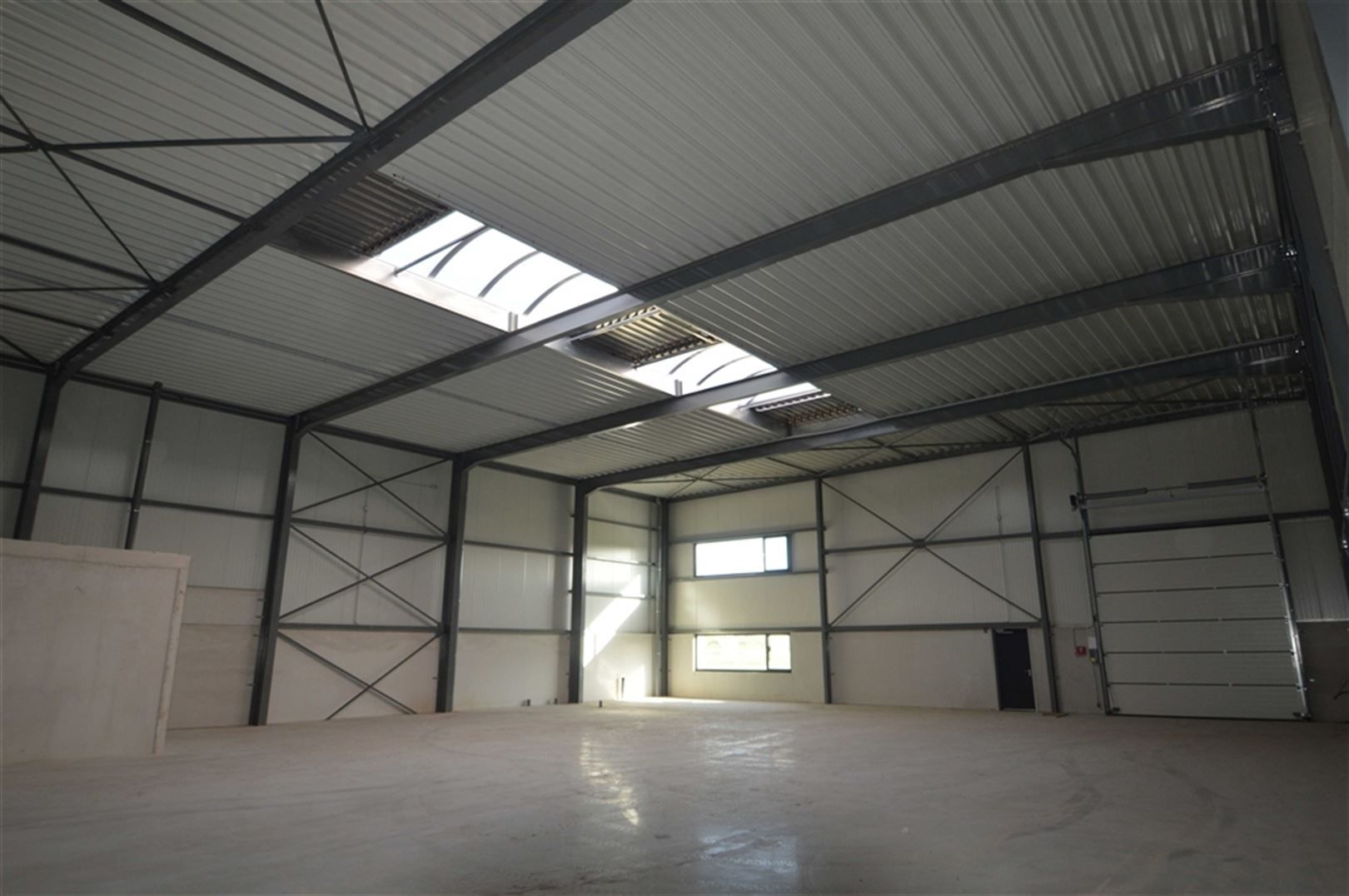 Nieuwbouw KMO units op strategische ligging  foto 14