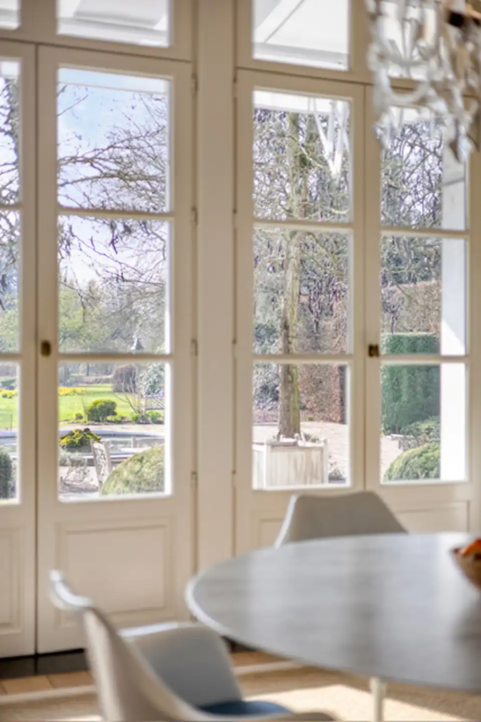 GEEL - Stijlvolle villa met parktuin foto 3