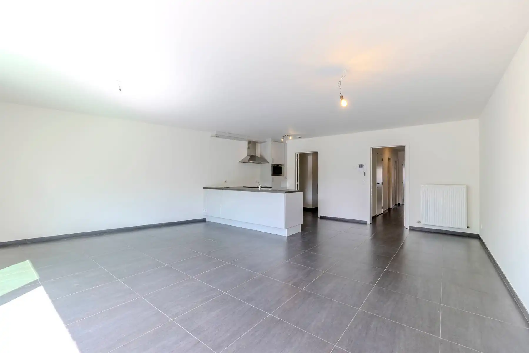Instapklaar gelijkvloers appartement (97 m²) + parkeerplaats foto 4