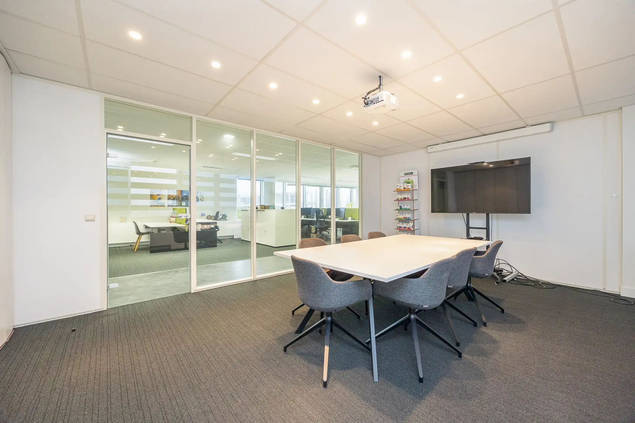 Moderne kantoorruimte in West Port Campus (475 m²) foto 15