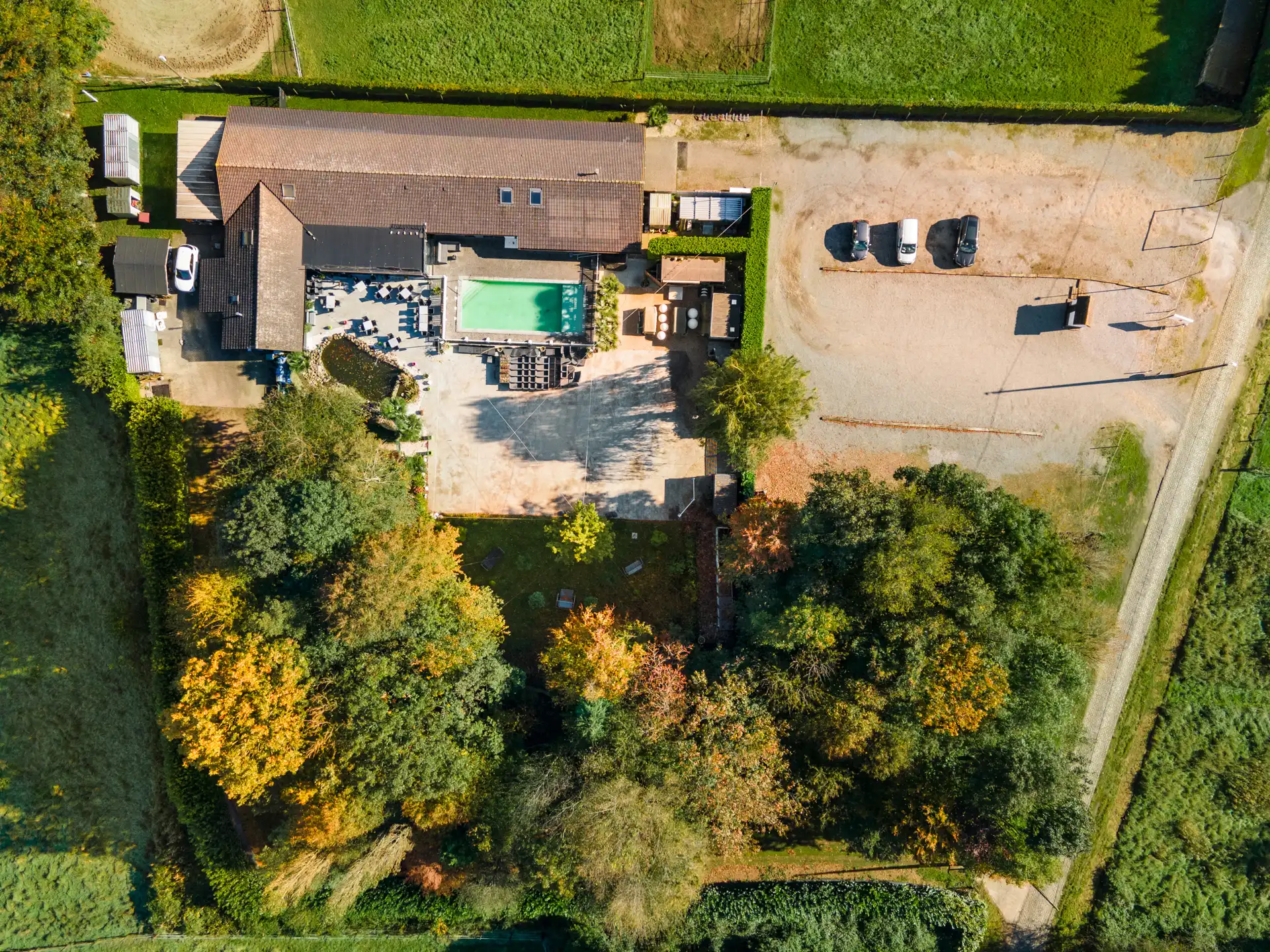 Polyvalent gebouw gelegen in recreatiegebied  foto 21