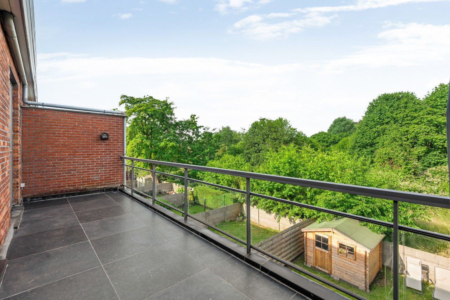 Ruime kangroewoning met 6 slaapkamers en 3 badkamers nabij het Steytelickpark te Wilrijk. foto 31