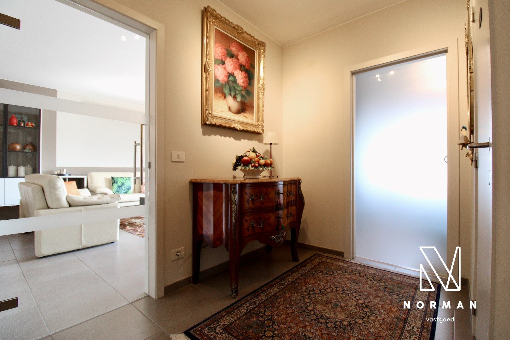 Prachtig appartement met 2 terrassen en garage in Heule! foto 9